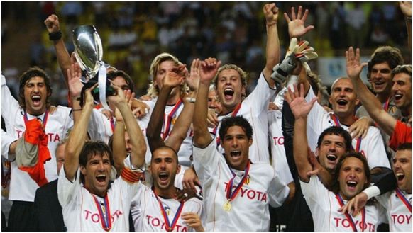 Valencia Campeón UEFA 2003-04