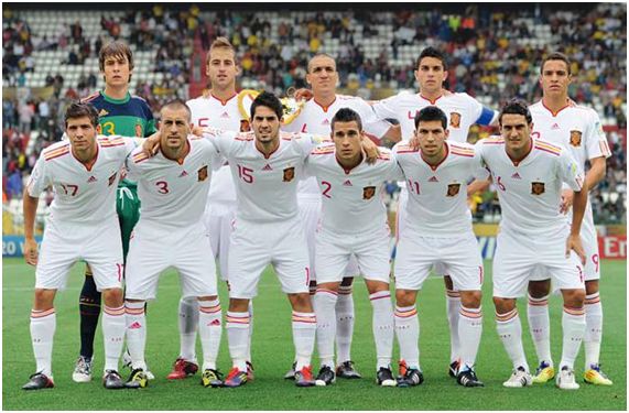 Alineación de España en el Mundial juvenil de Colombia 2011, extraída del Informe Técnico oficial del torneo.