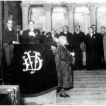 Jura de José Antonio Aguirre en Gernika (7 de octubre de 1936). Fuente: Fundación Sabino Arana-Archivo del Nacionalismo Vasco.