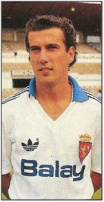 La debacle española en su propio Campeonato Mundial se tradujo en renovación del equipo nacional. Juan Señor fue uno de los neófitos. Y suyo habría de ser el gol decisivo ante Malta, el 21 de diciembre de 1983.